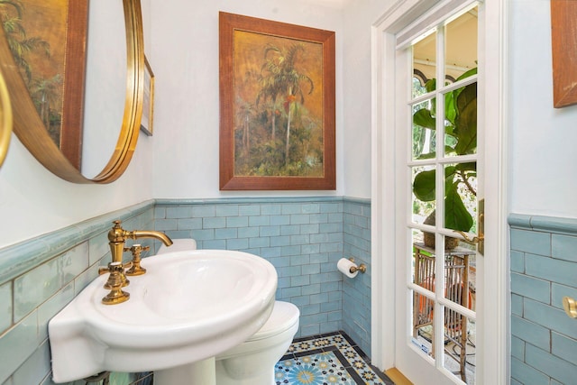 bathroom featuring tile patterned flooring and sink