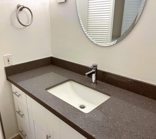 bathroom with oversized vanity