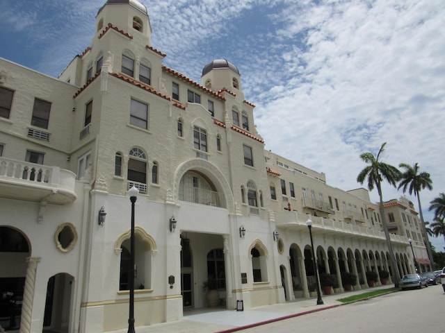 view of building exterior