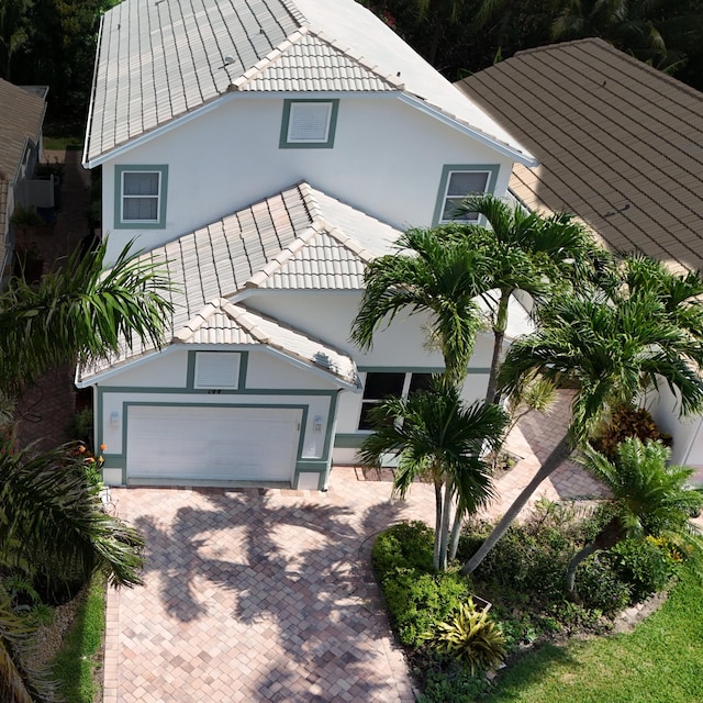 view of front facade with a garage