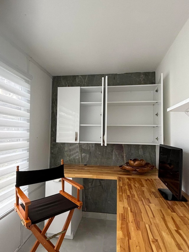 dining space featuring a wealth of natural light