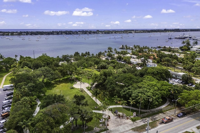 422 49th St, West Palm Beach, FL 33407 - view of property location featuring a large body of water