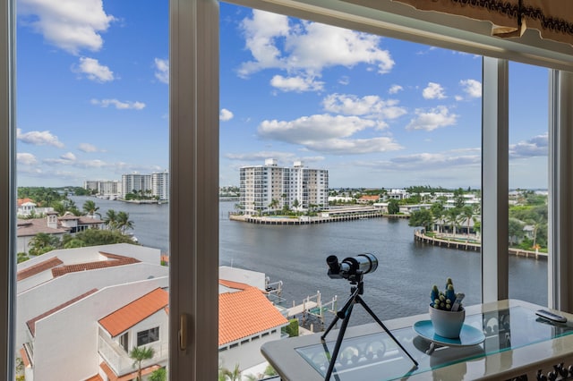 555 SE 6th Ave Unit 7H, Delray Beach, FL 33483 - view of property view of water