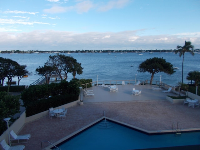 view of water feature