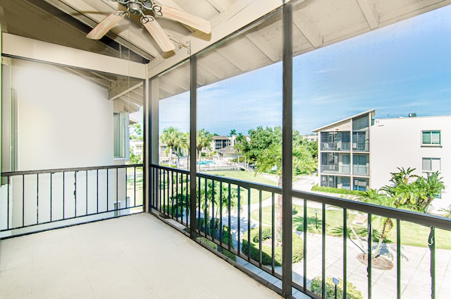 balcony featuring ceiling fan