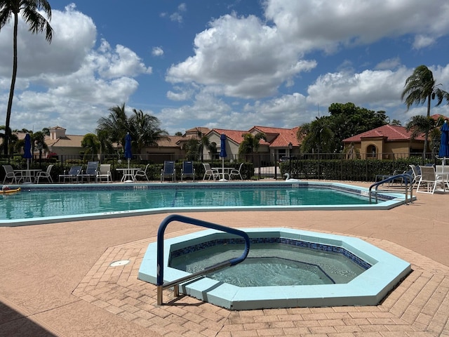 6090 Evian Pl, Boynton Beach, FL 33437 - pool with a patio, a hot tub, and fence