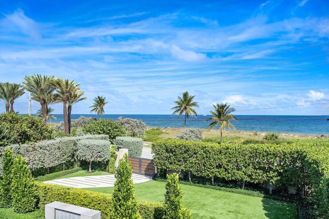 view of yard with a water view