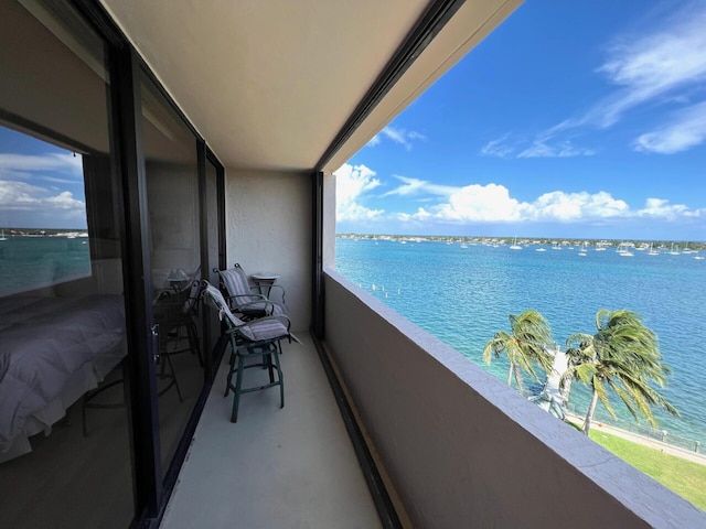 5200 N Flagler Dr Unit 803, West Palm Beach, FL 33407 - balcony with a water view