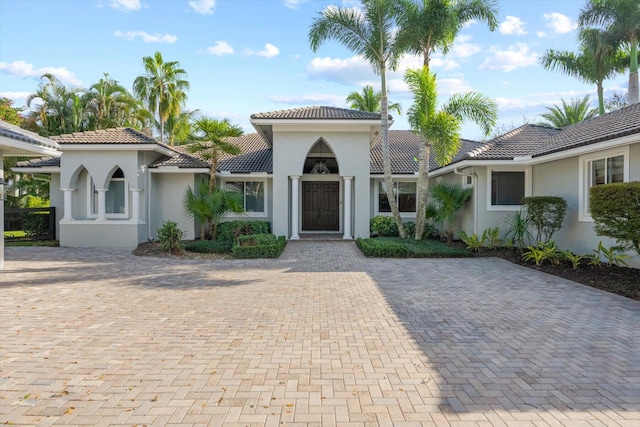 view of mediterranean / spanish-style house