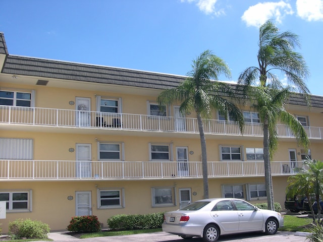 view of building exterior