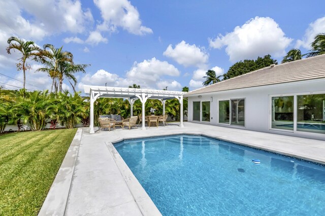 530 NW 14th St, Delray Beach, FL 33444 - outdoor pool with a pergola, an outdoor hangout area, a yard, and a patio area