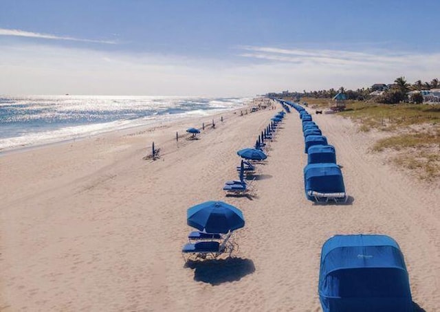 530 NW 14th St, Delray Beach, FL 33444 - water view featuring local beach