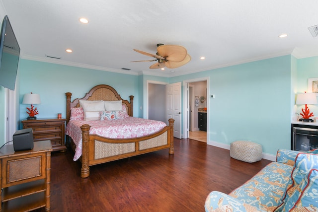 bedroom featuring beverage cooler, ceiling fan, crown molding, and dark wood-type flooring