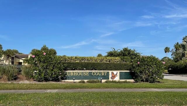 view of community / neighborhood sign