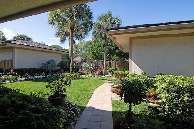 2156 Wightman Dr, Wellington, FL 33414 - view of yard featuring fence