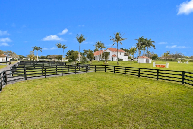 view of yard featuring a rural view