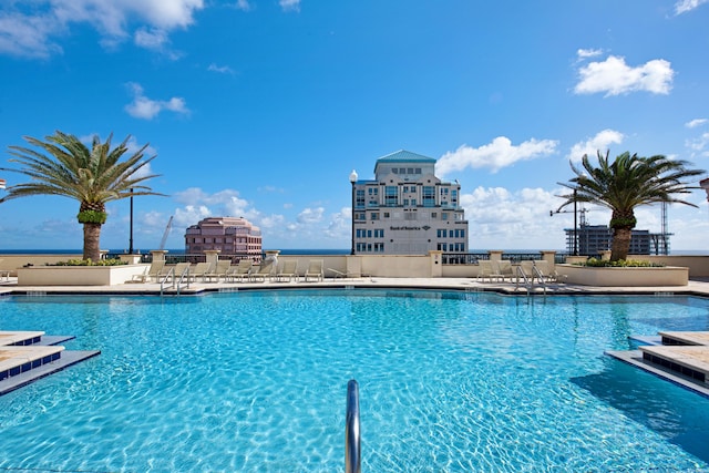 view of swimming pool