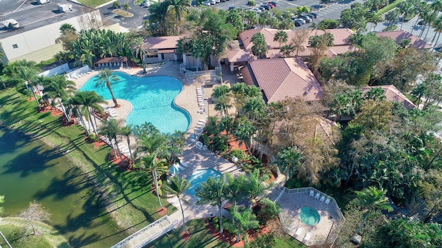 birds eye view of property