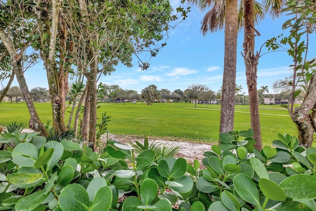 9010 S Lake Dasha Dr, Plantation, FL 33324 - view of grassy yard featuring golf course view