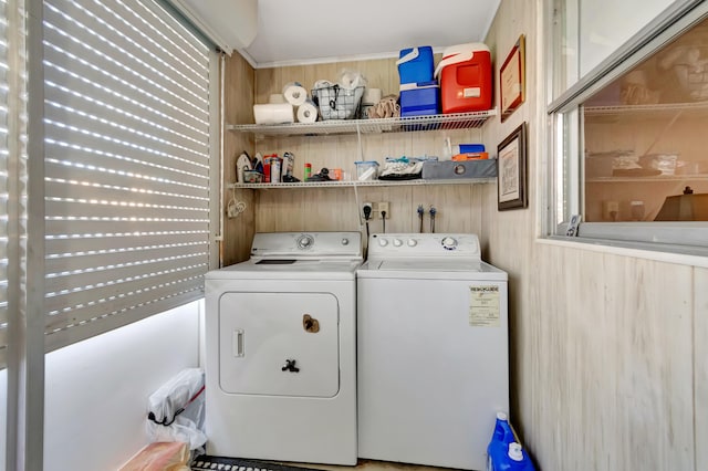 laundry room with washer hookup, washer and clothes dryer, and electric dryer hookup