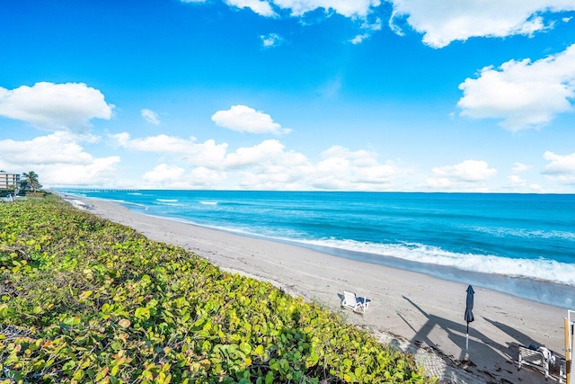 water view with a view of the beach