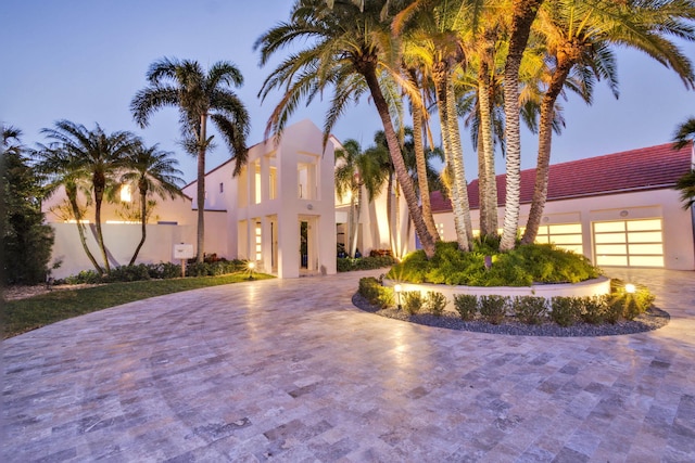 view of front of house featuring a garage