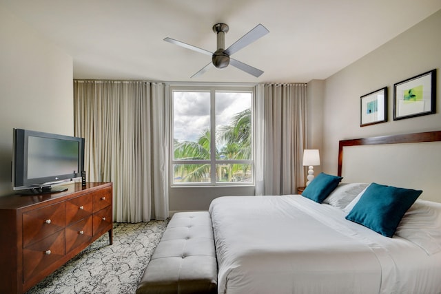 bedroom with ceiling fan