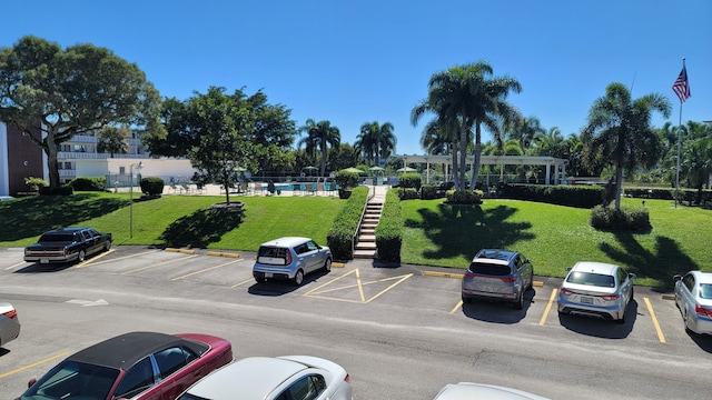 exterior space featuring a front yard