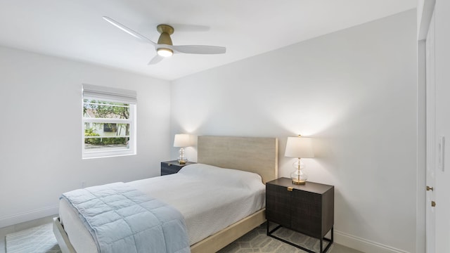 bedroom featuring ceiling fan