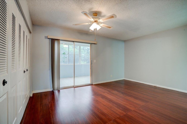 unfurnished bedroom featuring a textured ceiling, ceiling fan, and hardwood / wood-style floors