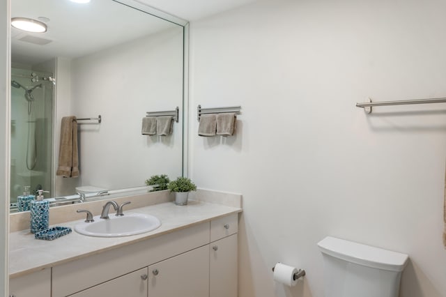 bedroom with light tile floors, crown molding, and ceiling fan