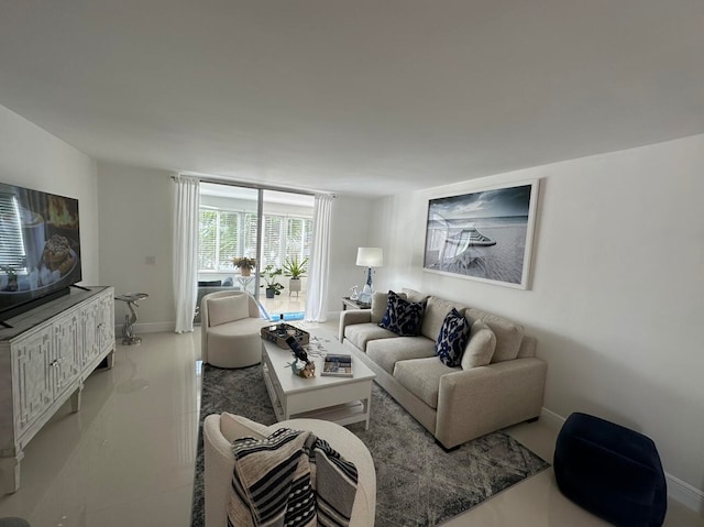 14773 Cumberland Dr Unit 3010, Delray Beach, FL 33446 - view of living room