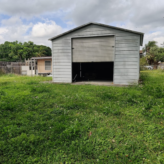 exterior space with a yard