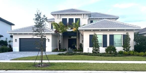 view of front of home with a front yard