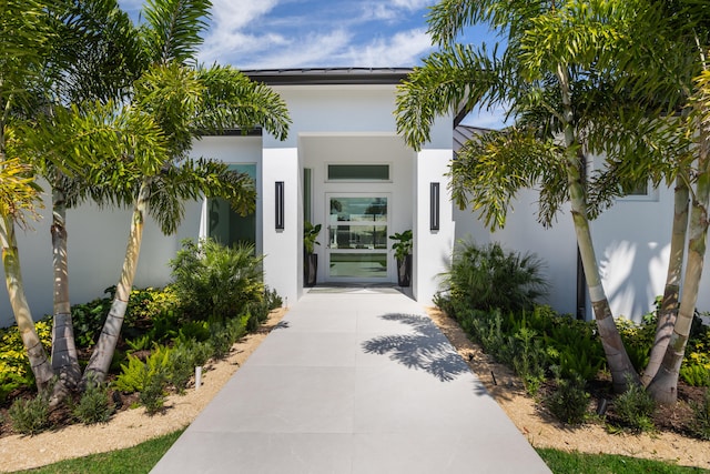 view of entrance to property