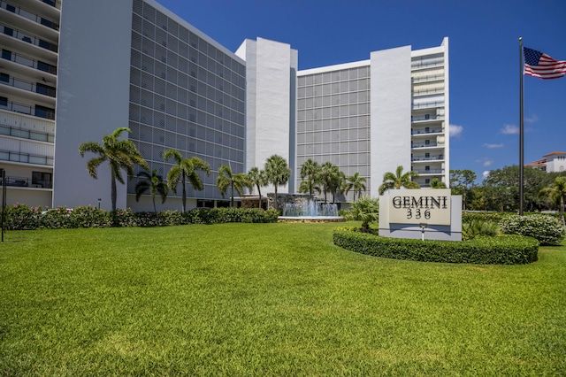 336 Golfview Rd Unit 1011, North Palm Beach, FL 33408 - view of building exterior