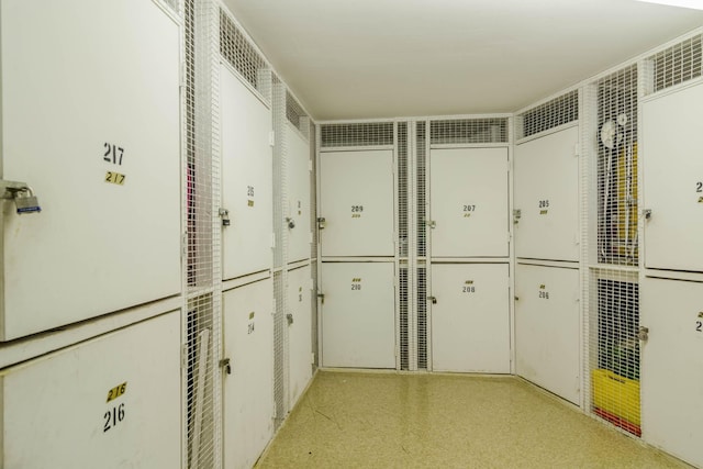 336 Golfview Rd Unit 1011, North Palm Beach, FL 33408 - view of storage area