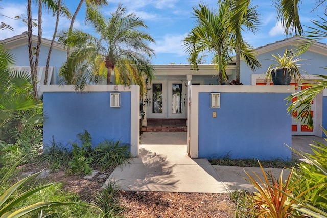 view of entrance to property