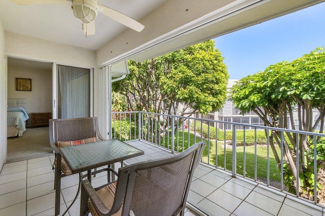 balcony with ceiling fan