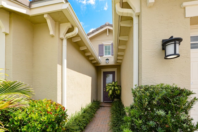 view of property entrance