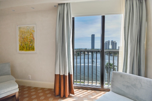 sitting room with a water view