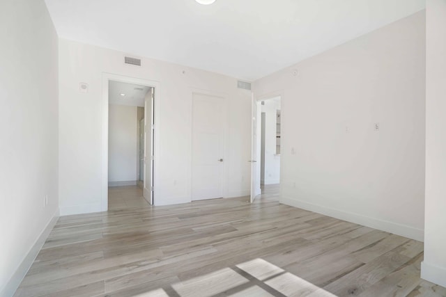 empty room featuring light hardwood / wood-style flooring