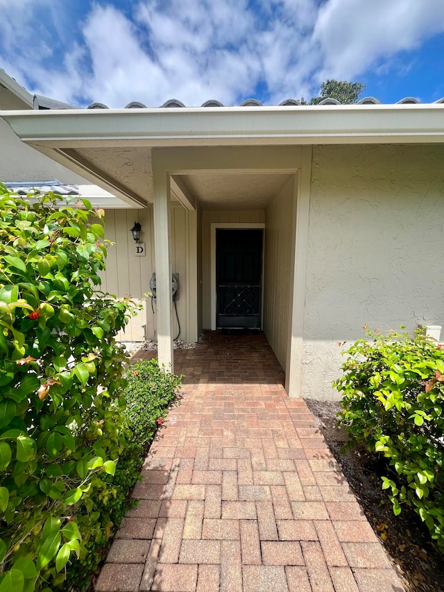 view of property entrance