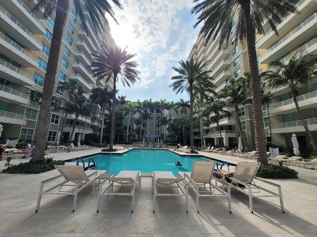 view of swimming pool