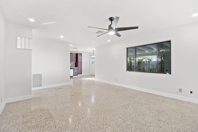 empty room featuring ceiling fan