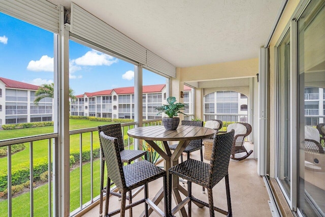 view of sunroom / solarium