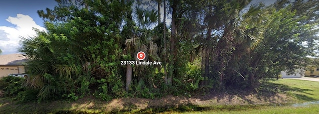 Listing photo 2 for 23133 Lindale Ave, Port Charlotte FL 33954