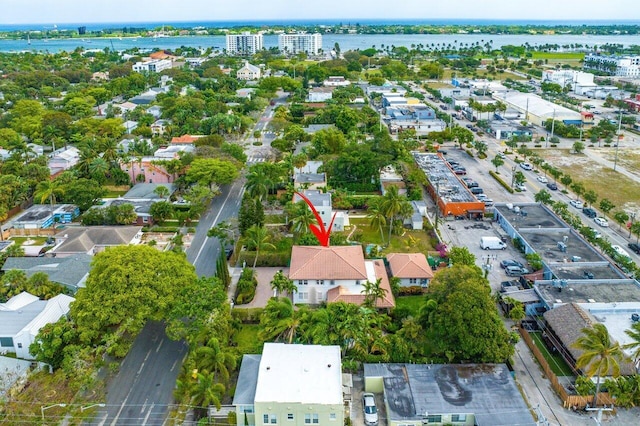 bird's eye view with a water view