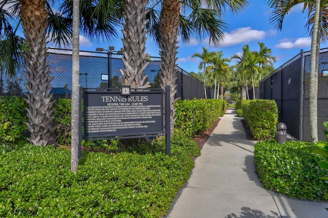 view of community / neighborhood sign