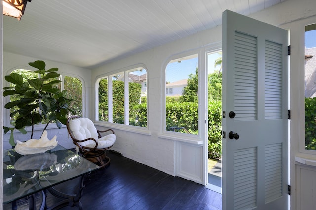 view of unfurnished sunroom